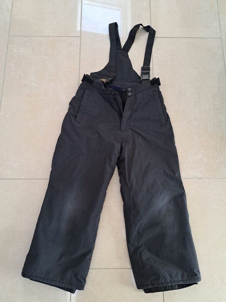 Skihosen Boy schwarz 768x1024