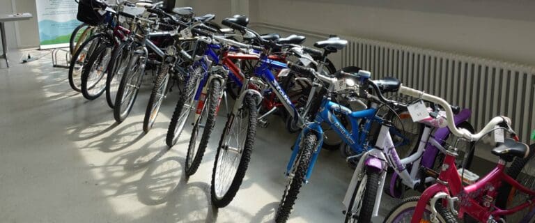 Secondhand-Velos im Laden von SOS Ticino in Rivera