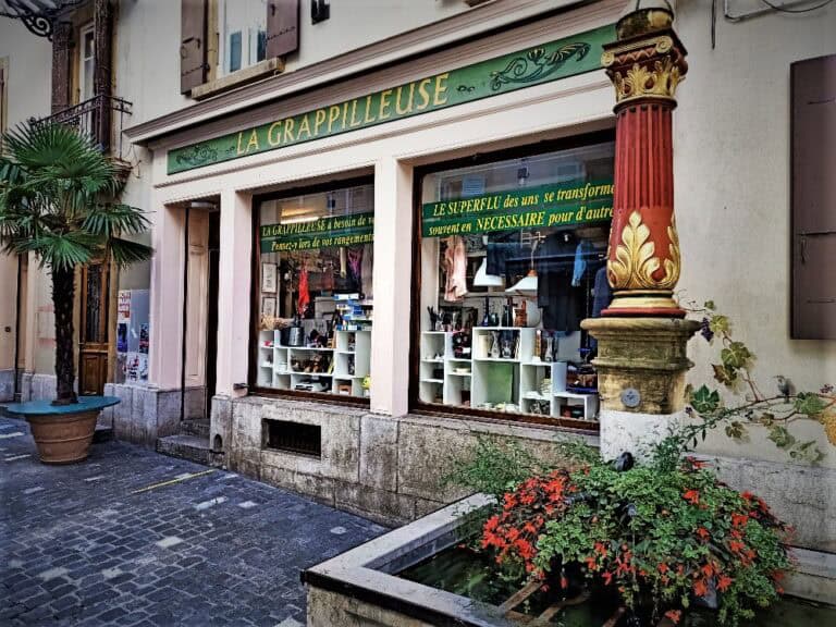 Ladenfassade von La Grappilleuse in Neuchâtel
